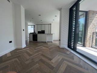 Property photo 3 of 38