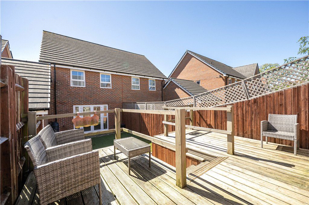 Property photo 2 of 15 Picture No. 11