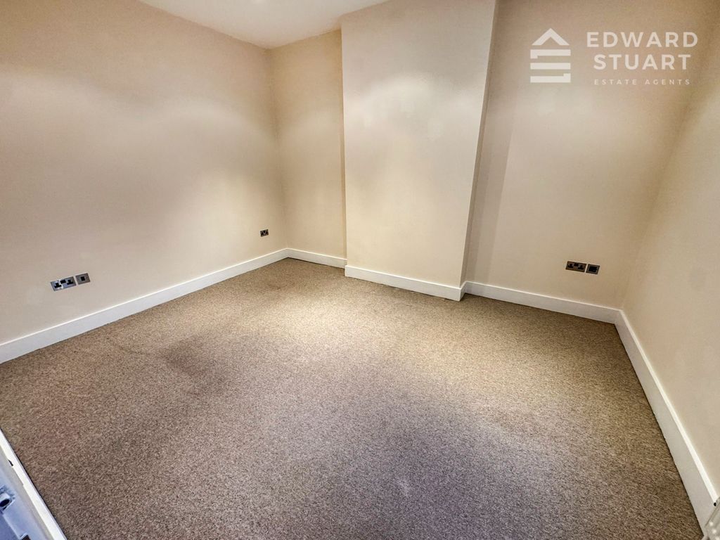 Property photo 3 of 7 Gallery