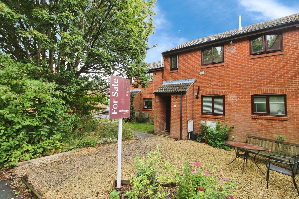 Property photo 2 of 9