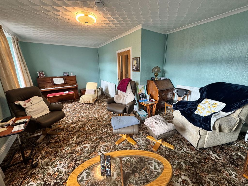 Property photo 3 of 26
