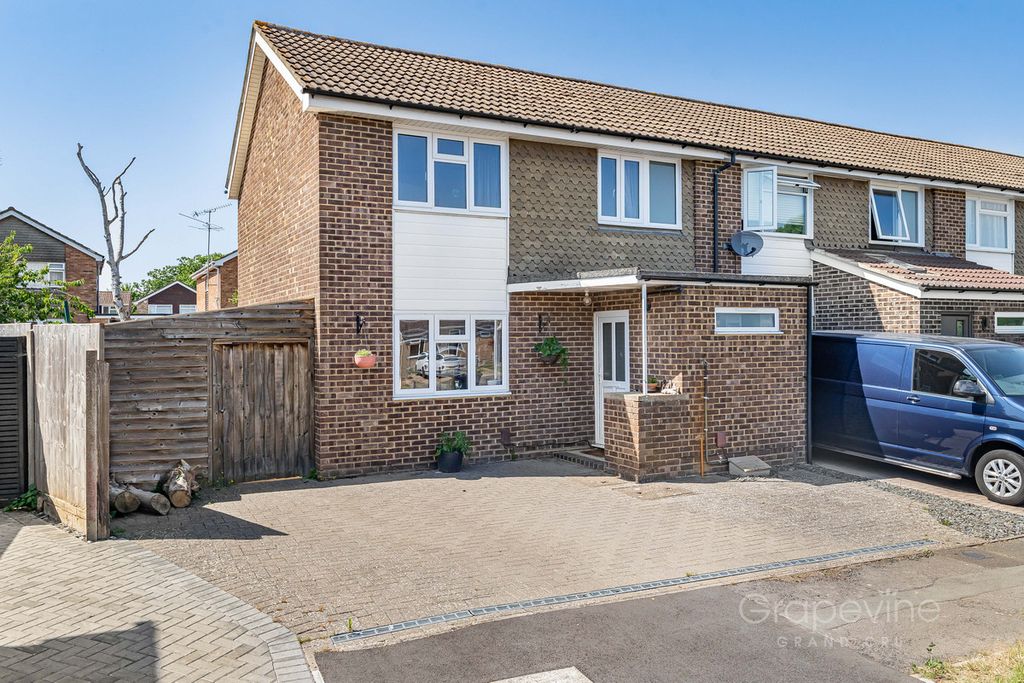 Property photo 1 of 25