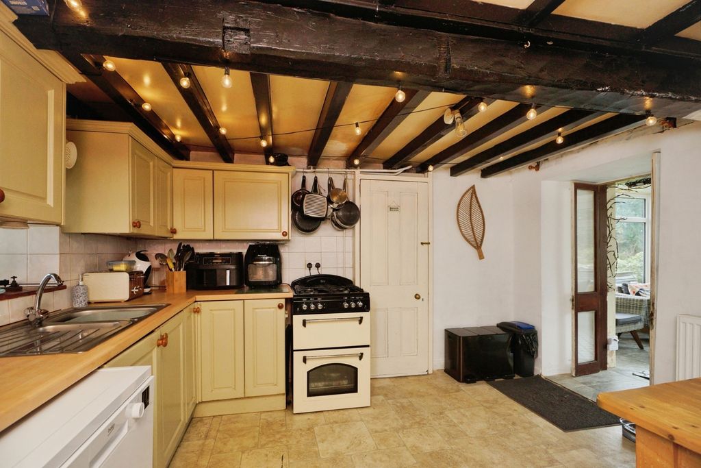 Property photo 2 of 26 Pbox-Img.Jpg