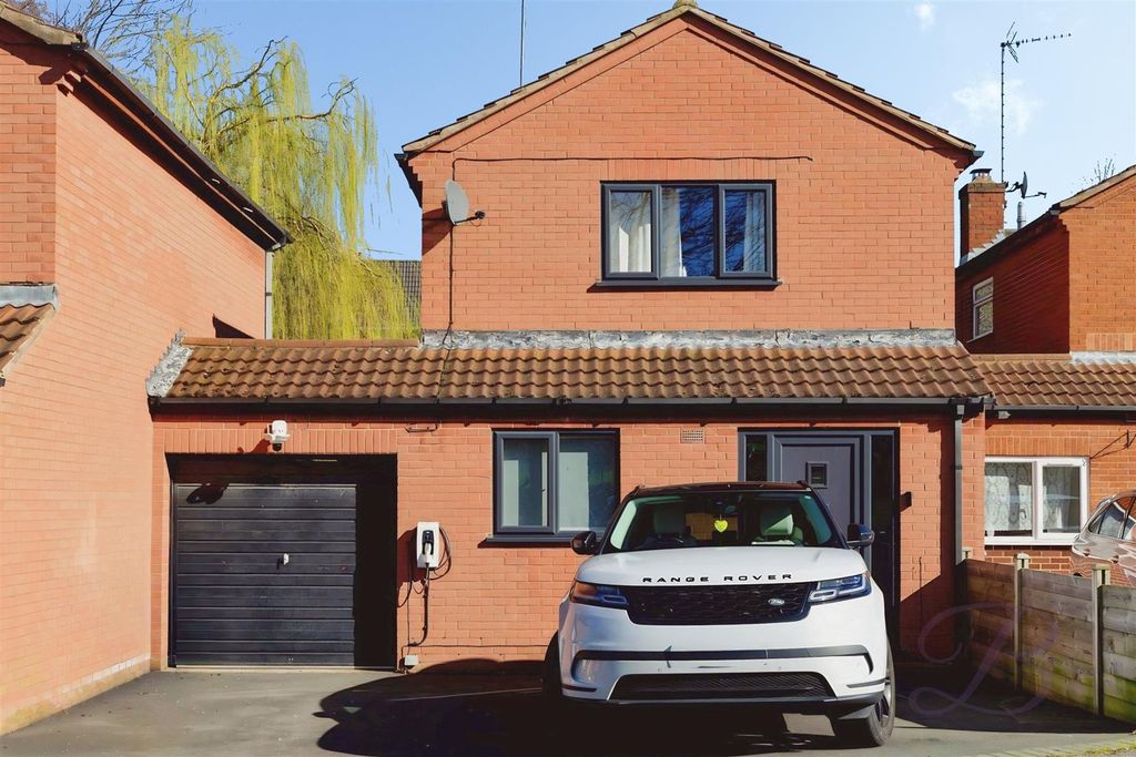 Property photo 1 of 20 Bc3c68Bd-Sfn3Hmppmkadnjhjlf6Efa.Jpg
