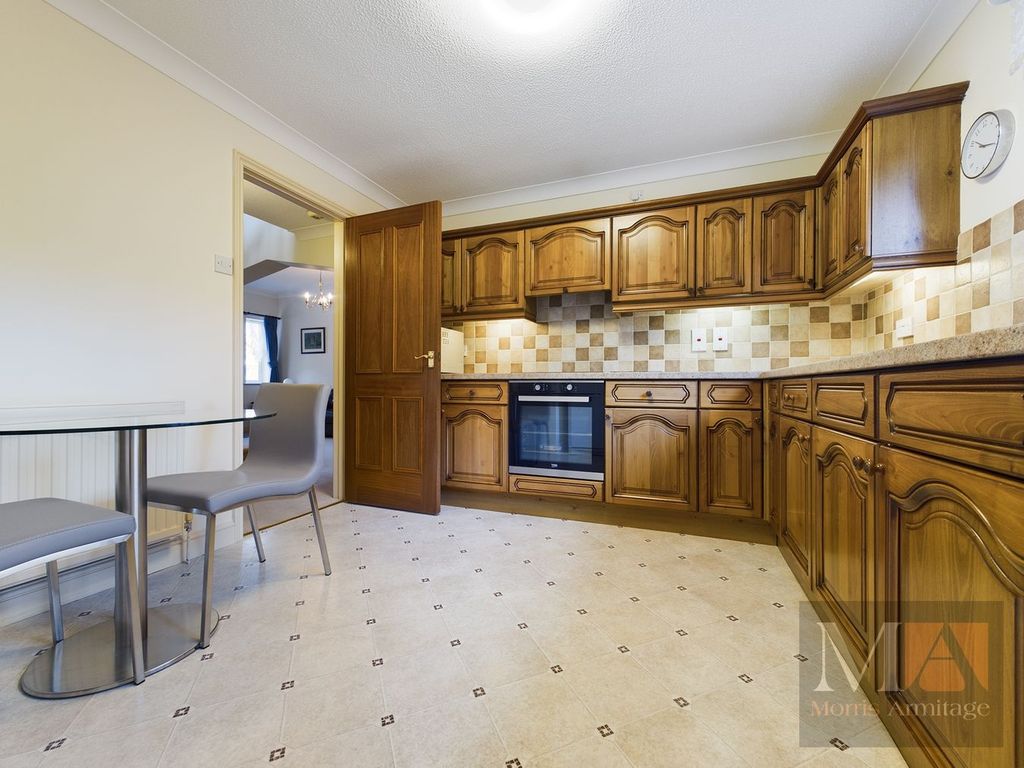 Property photo 2 of 23