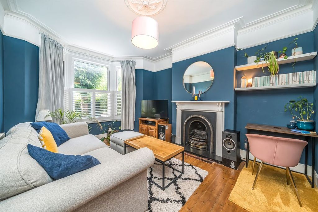 Property photo 2 of 7