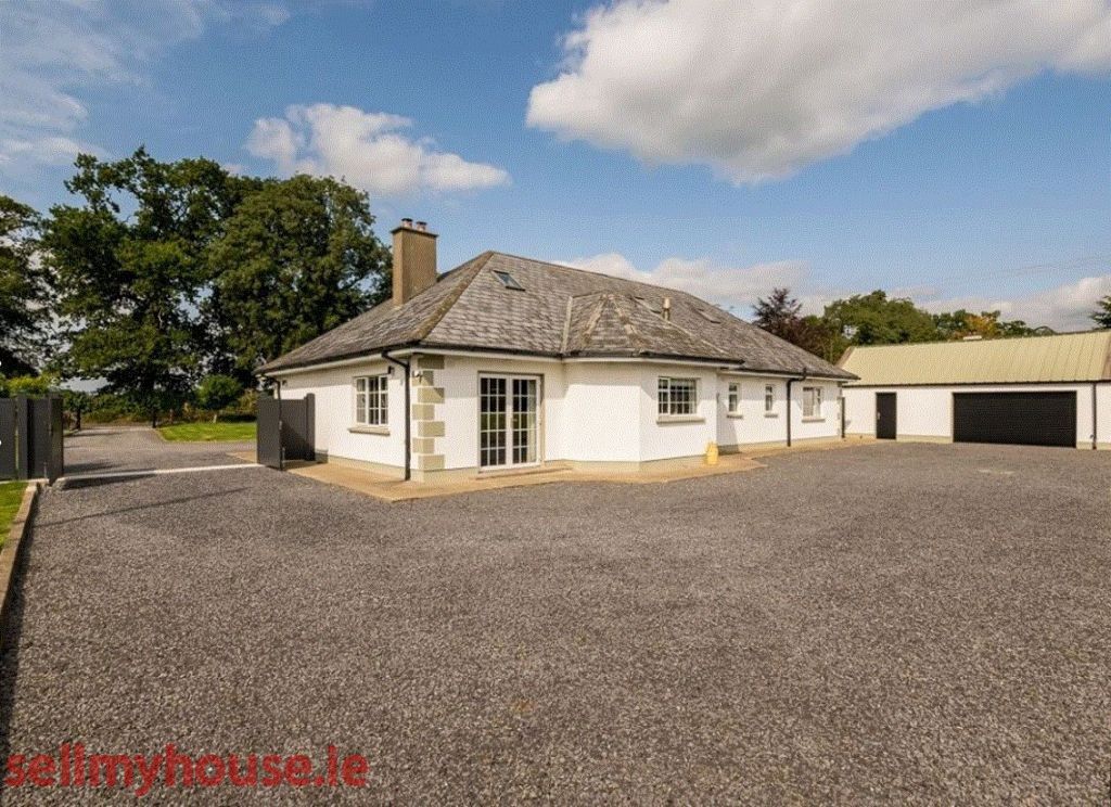 Property photo 3 of 9