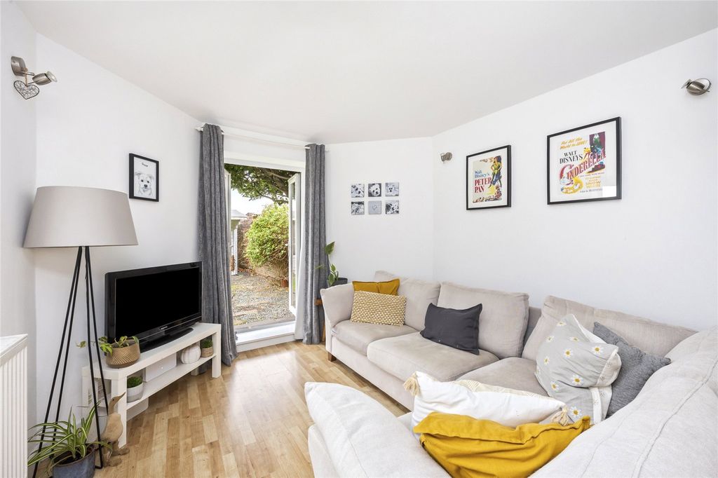 Property photo 2 of 16 Picture No. 09