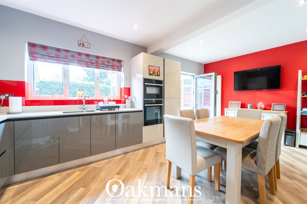 Property photo 2 of 25 Picture No. 35