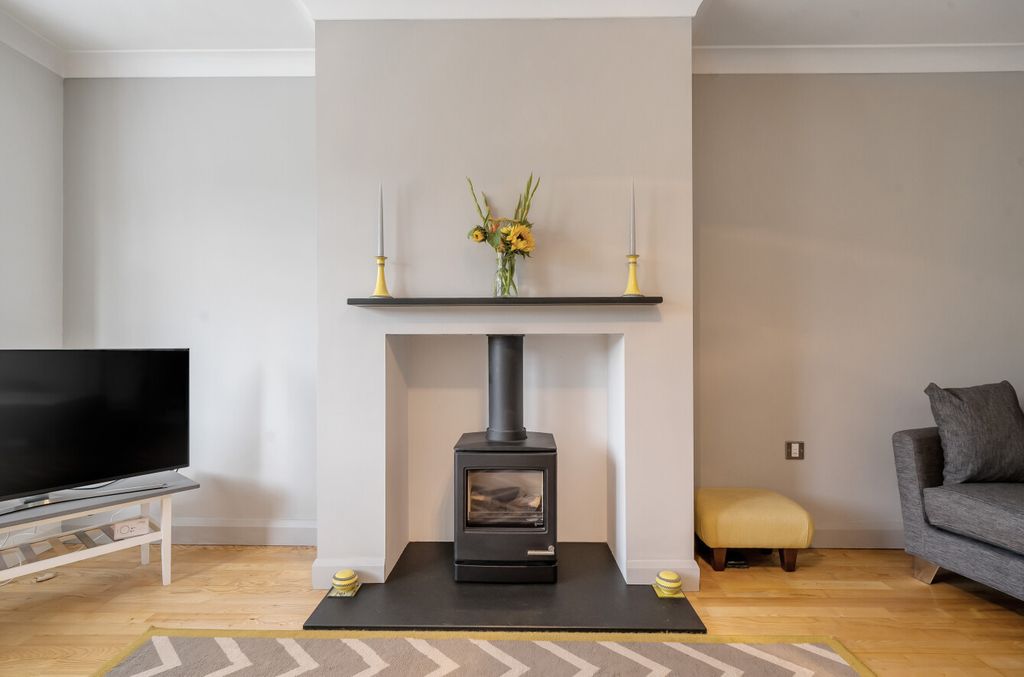 Property photo 3 of 20 1192028    (12).J...
