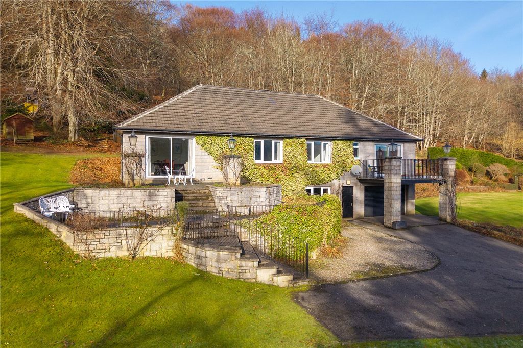 Property photo 1 of 30 Front