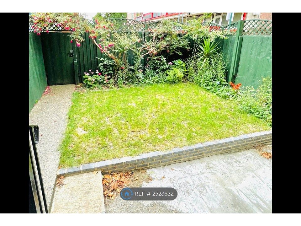 Property photo 3 of 11