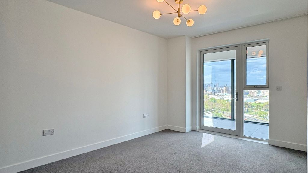 Property photo 3 of 15 Bedroom