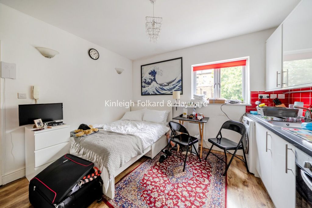 Property photo 3 of 4 Picture No. 04