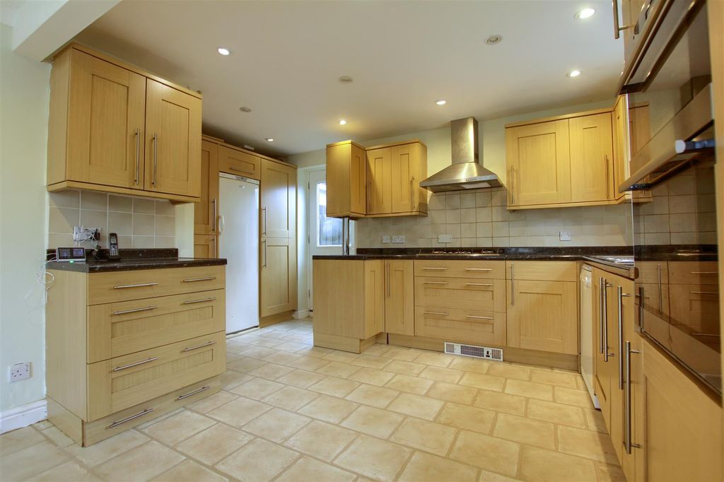 Property photo 3 of 15 Bm4.Jpg