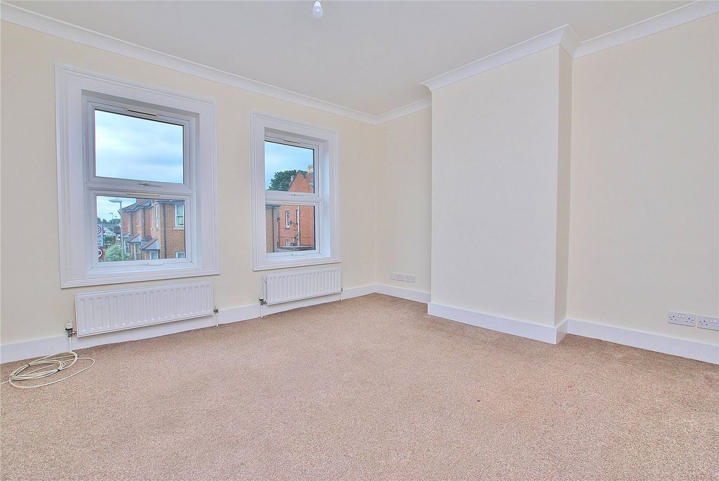 Property photo 2 of 9 Picture No. 16