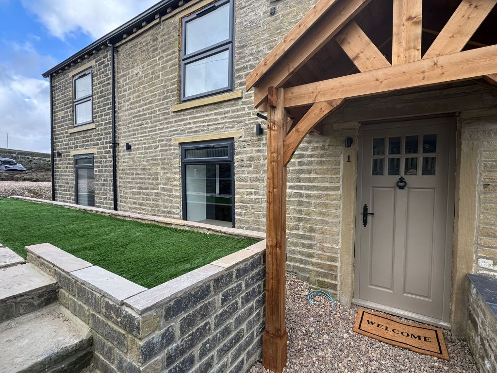 Property photo 3 of 21 Front Of Property.