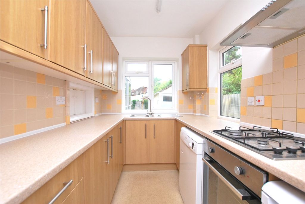 Property photo 2 of 9 Picture No. 16