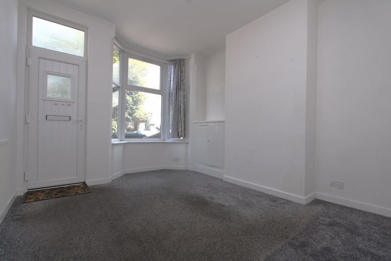 Property photo 3 of 10 Photo 3