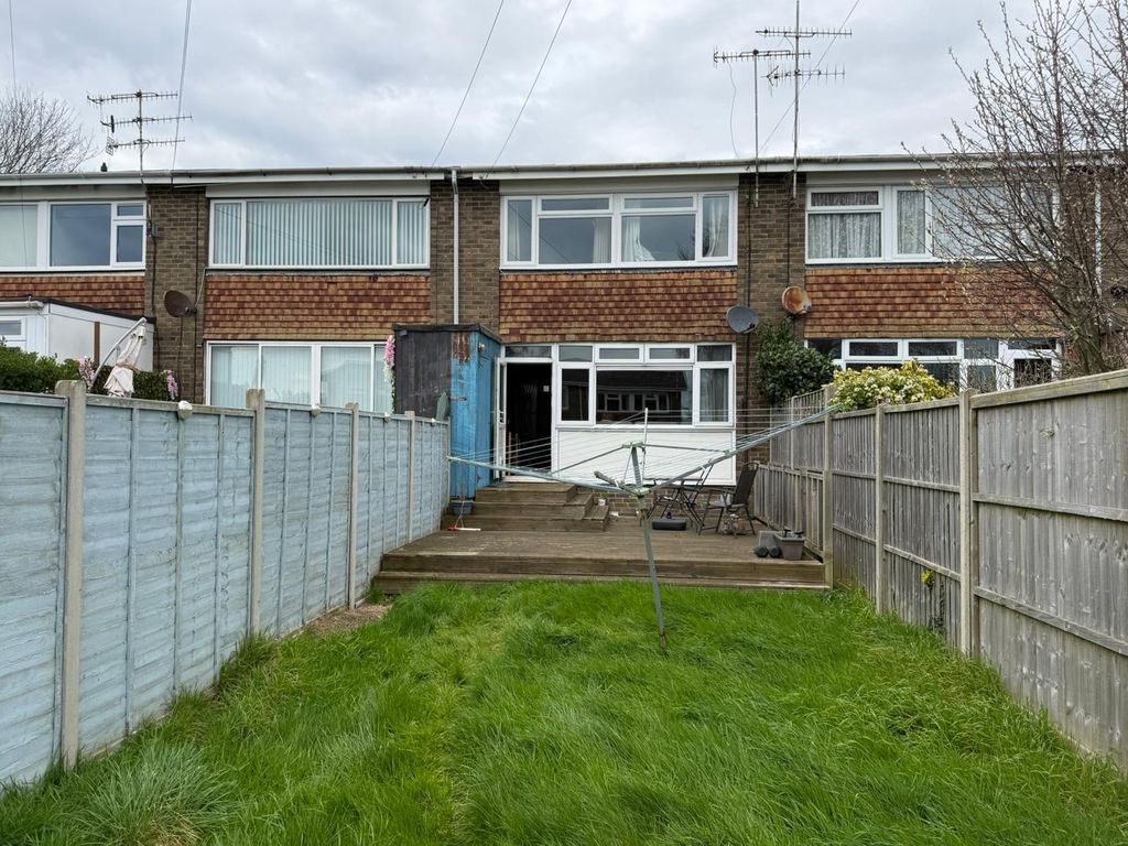 Property photo 2 of 9