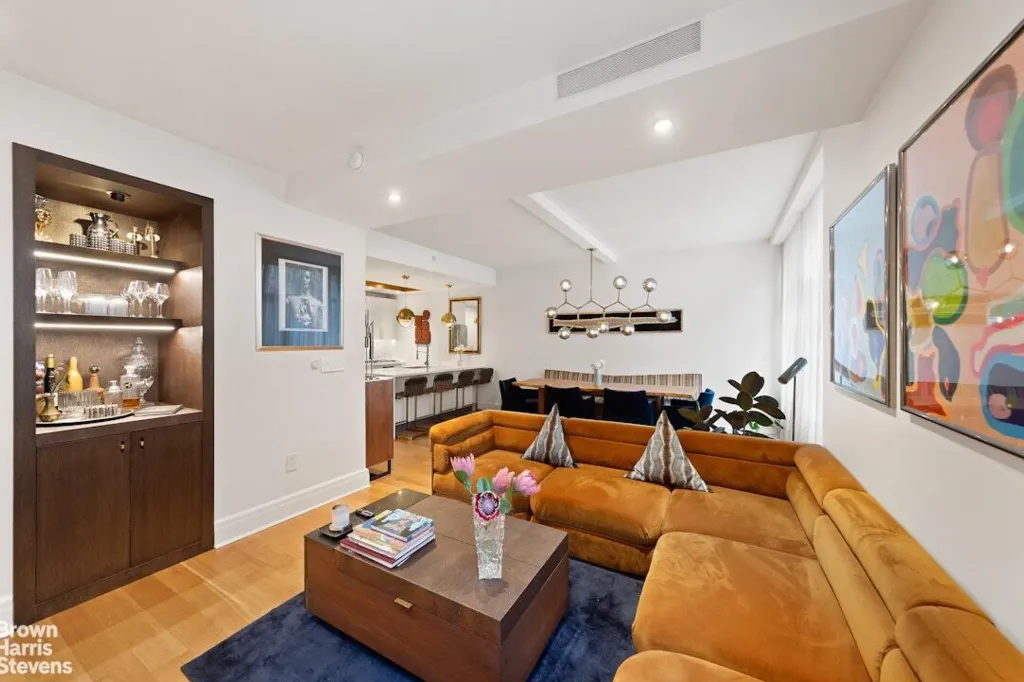 Property photo 2 of 16 <Alttext/>