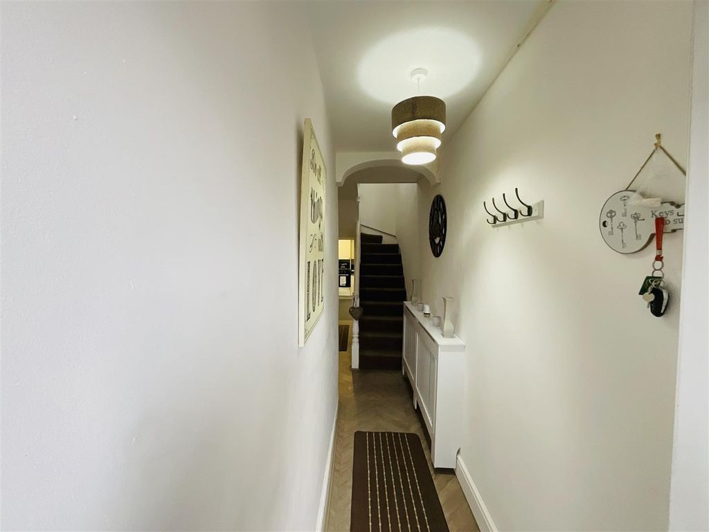 Property photo 2 of 44 Img_9075.Jpeg