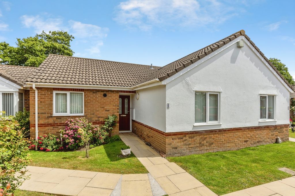 Property photo 1 of 10 General View