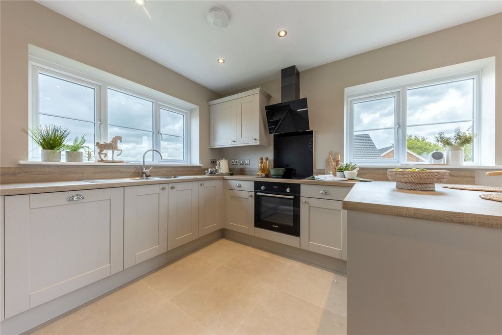 Property photo 2 of 10 Picture No. 02