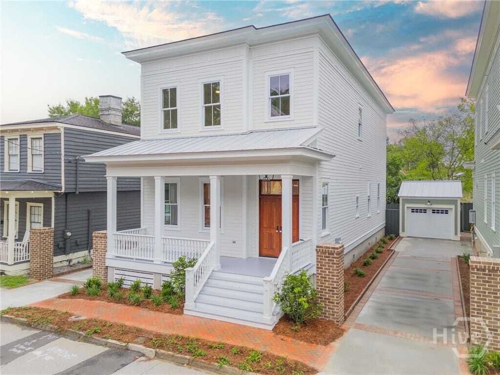 Property photo 1 of 30