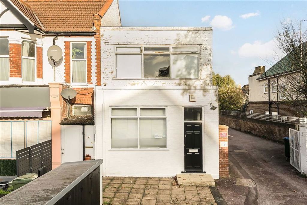 Property photo 1 of 4