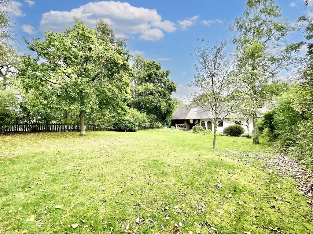 Property photo 2 of 29