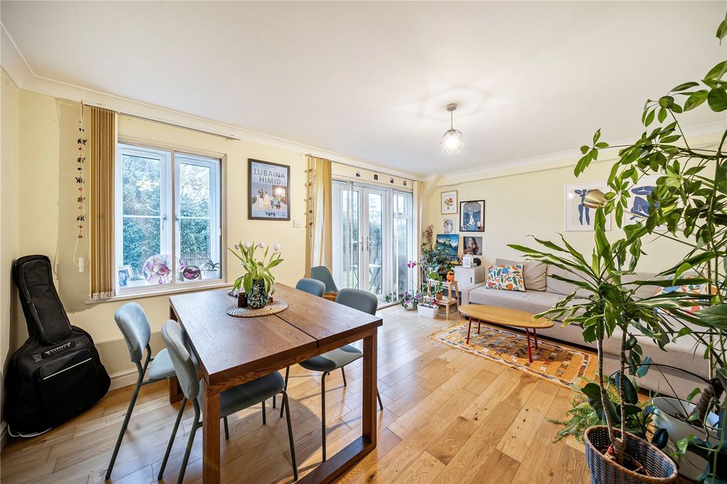 Property photo 1 of 16 Picture No. 27