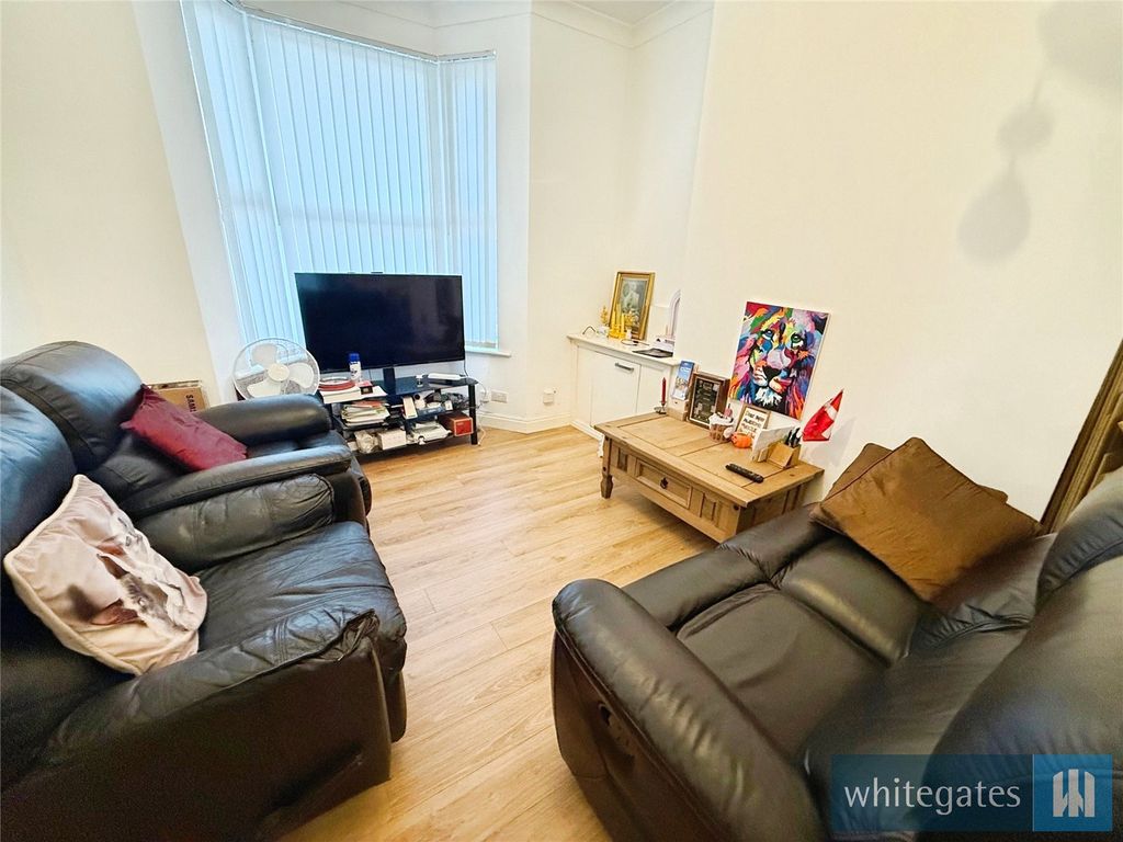 Property photo 3 of 18 Picture No. 13