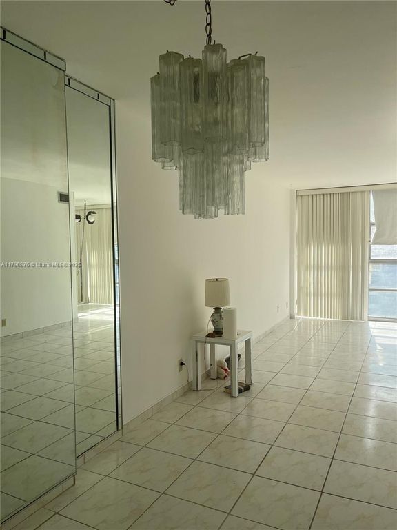 Property photo 3 of 4 <Alttext/>
