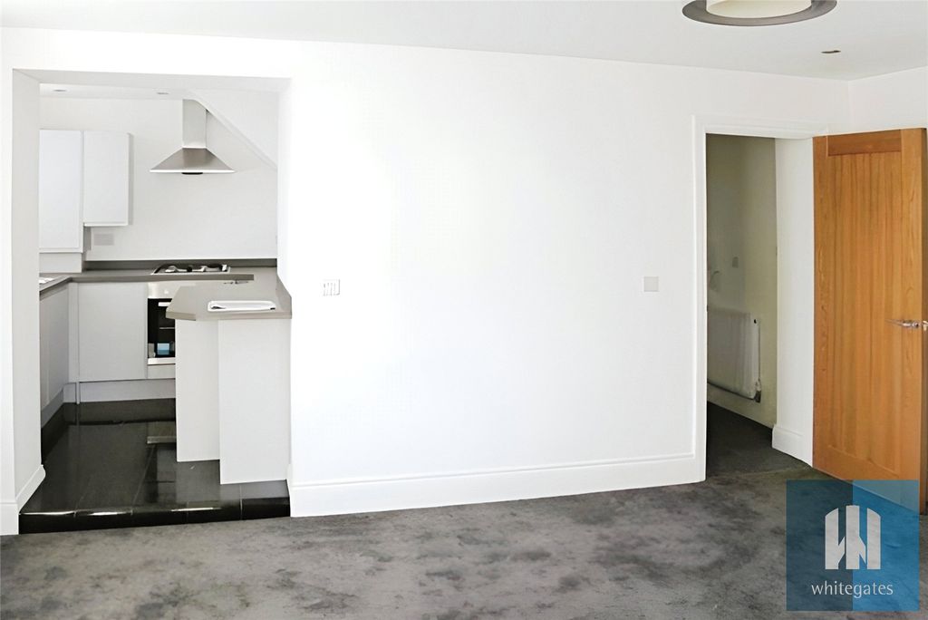 Property photo 3 of 13 Picture No. 26
