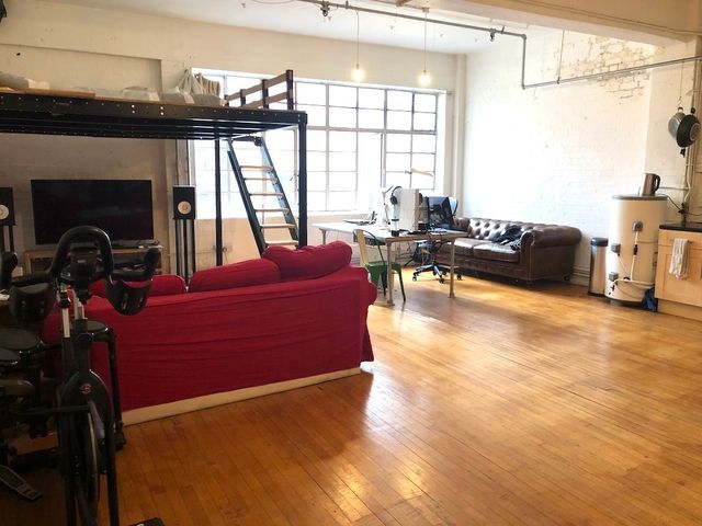 Property photo 2 of 4