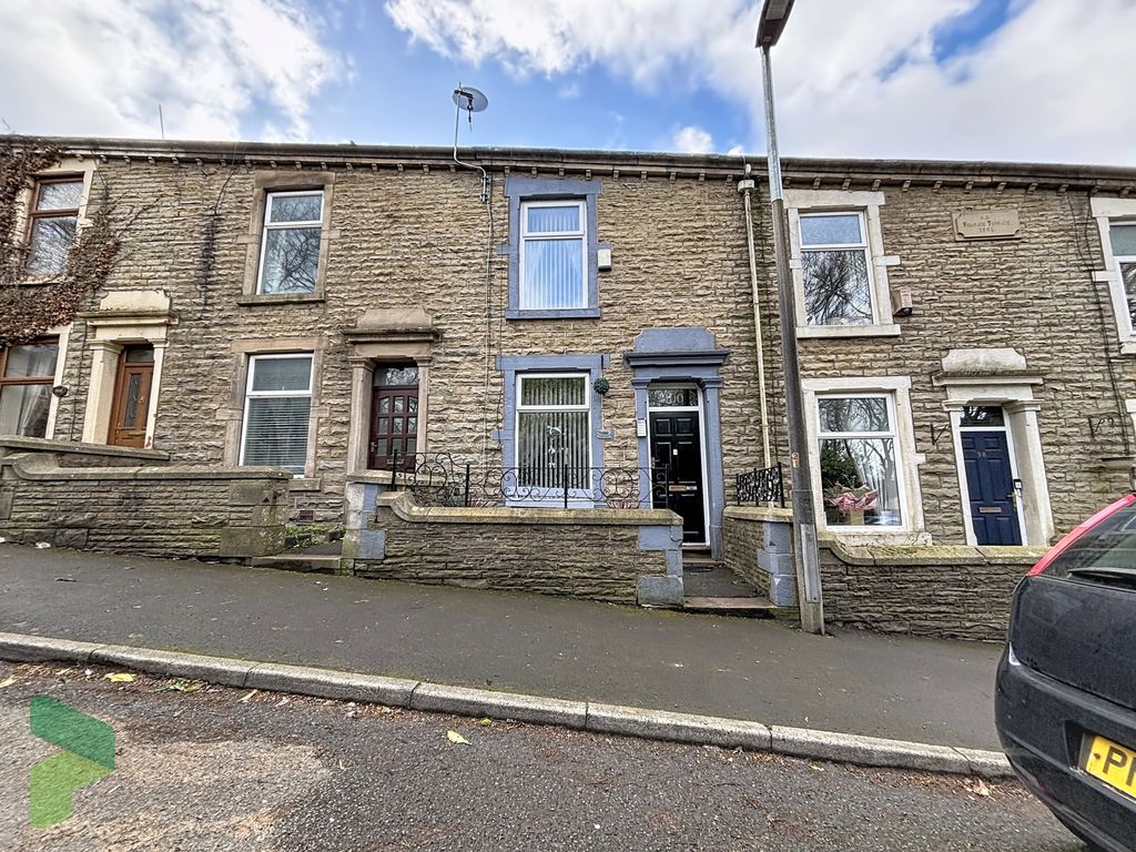 Property photo 2 of 20 Front Exterior