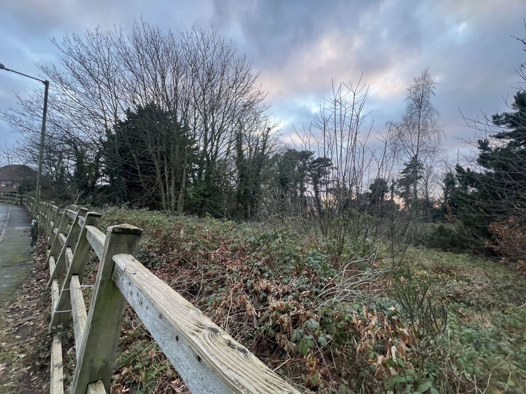 Property photo 2 of 2