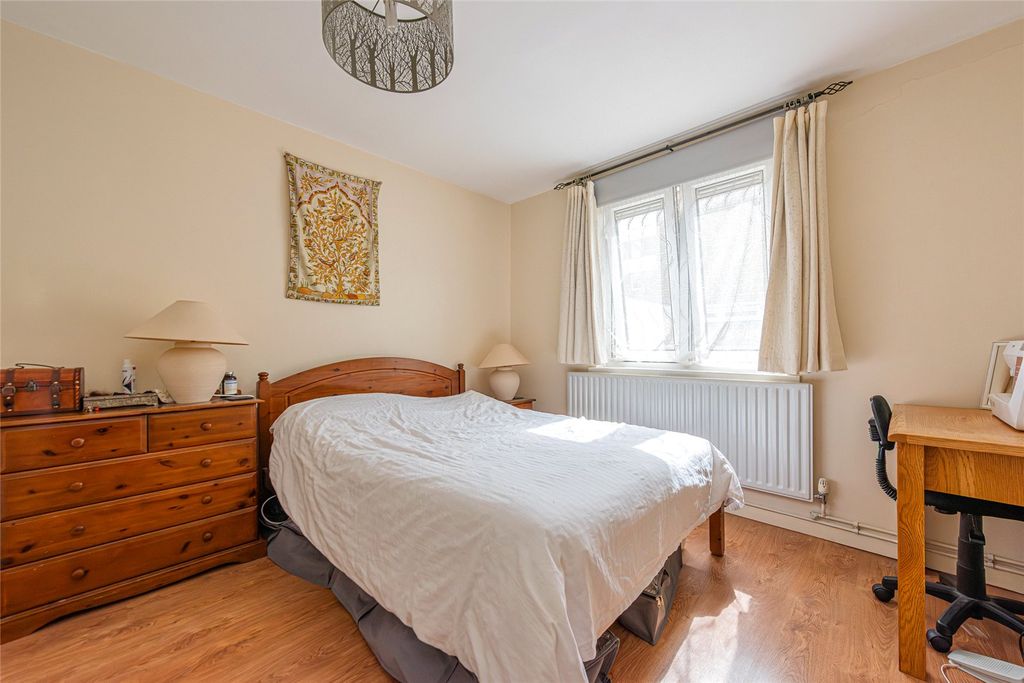 Property photo 3 of 16 Picture No. 16