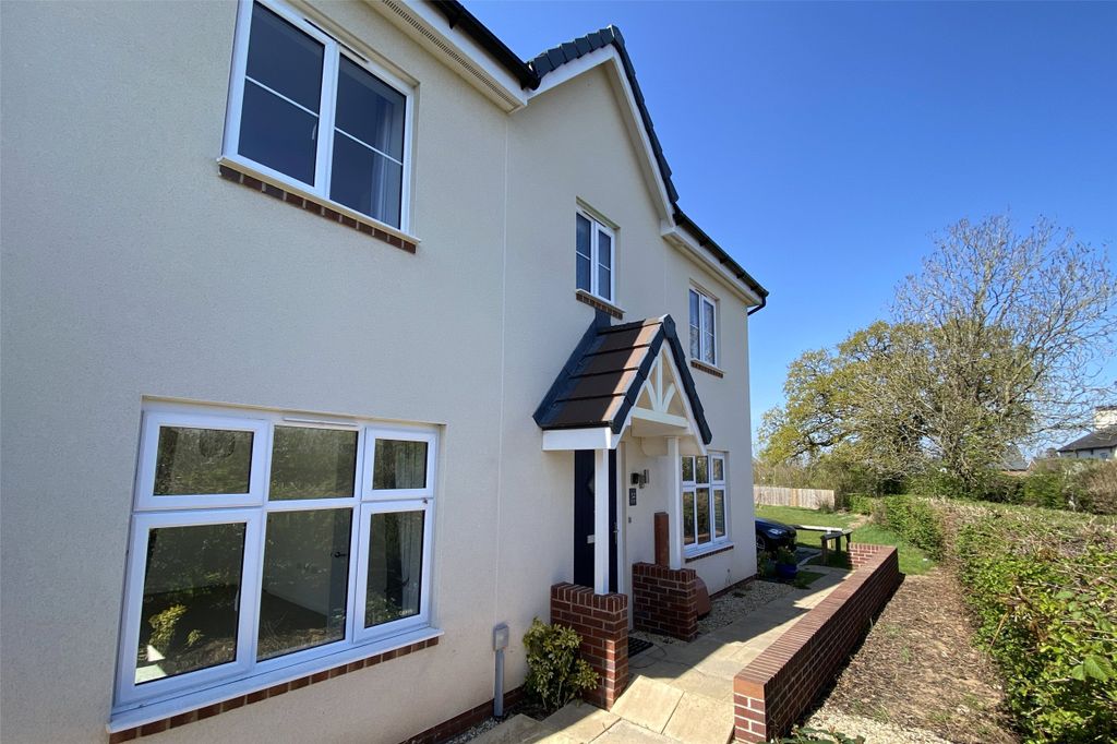Property photo 2 of 22 Picture No. 02
