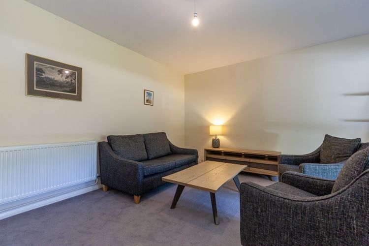 Property photo 2 of 8 262399