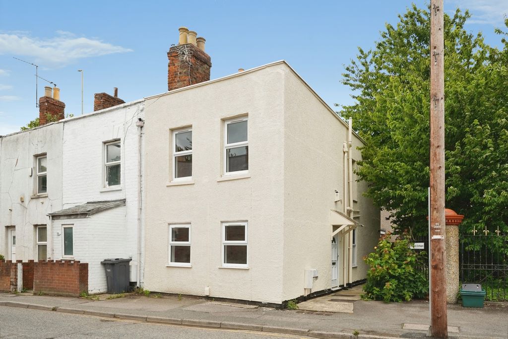 Property photo 1 of 17 Pbox-Img.Jpg