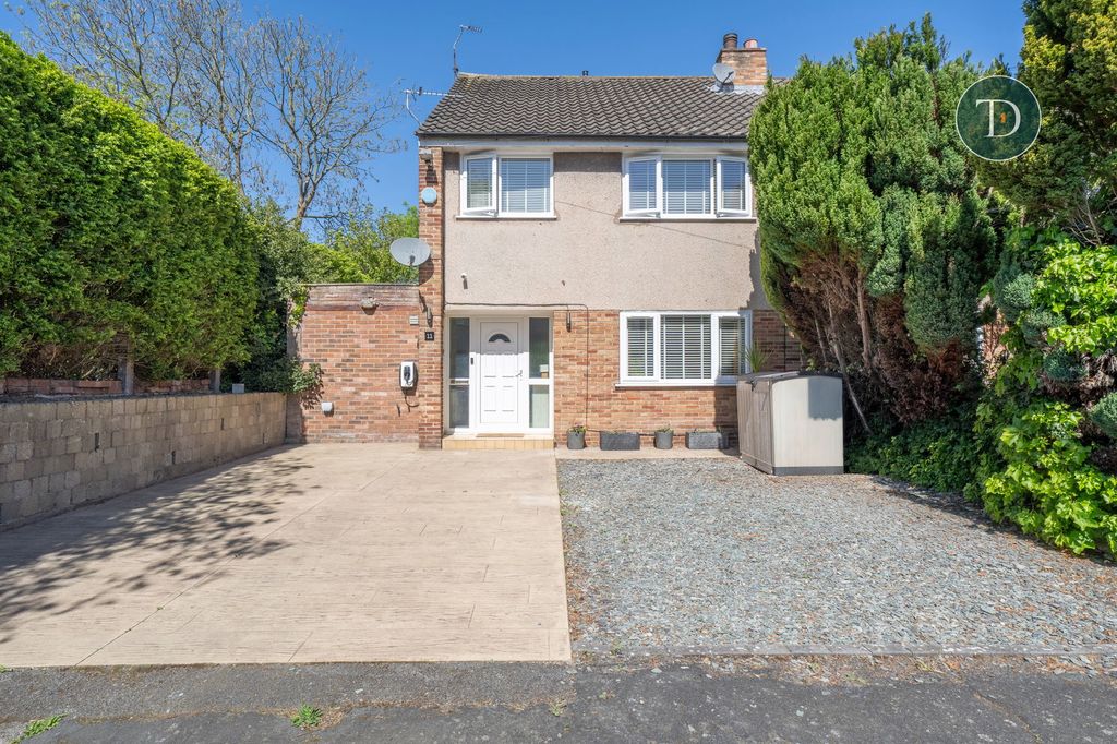Property photo 1 of 31