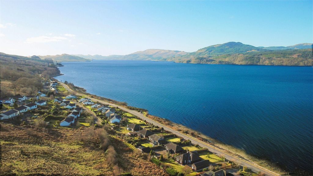 Property photo 2 of 24