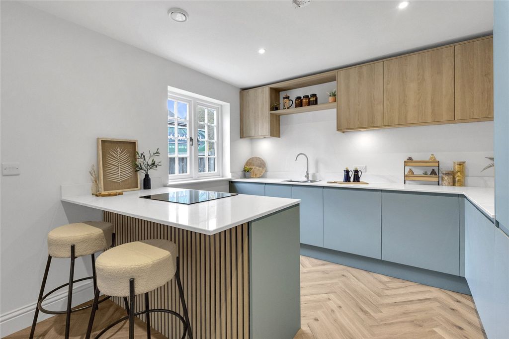 Property photo 2 of 56 Picture No. 26