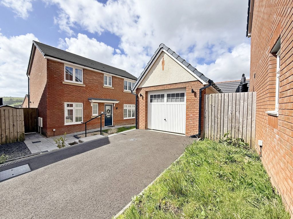 Property photo 1 of 34 Main Image