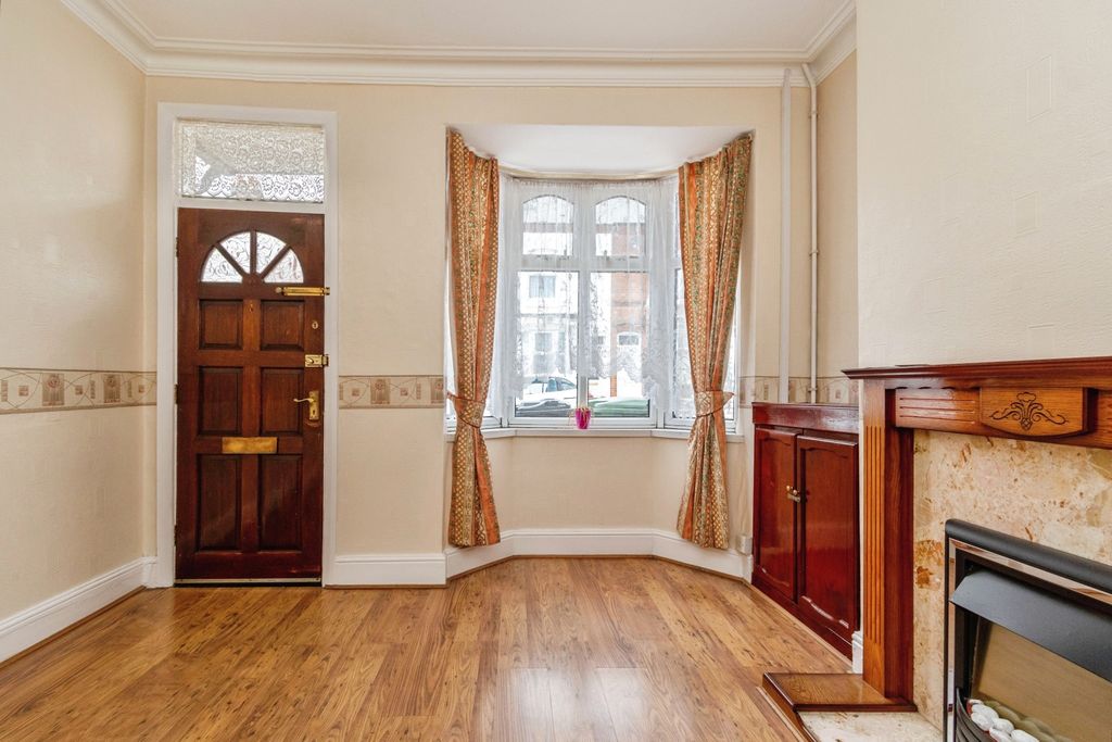 Property photo 2 of 15
