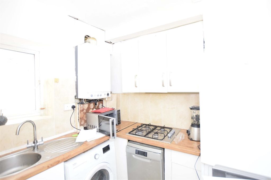 Property photo 3 of 13 Kitchen.Jpg