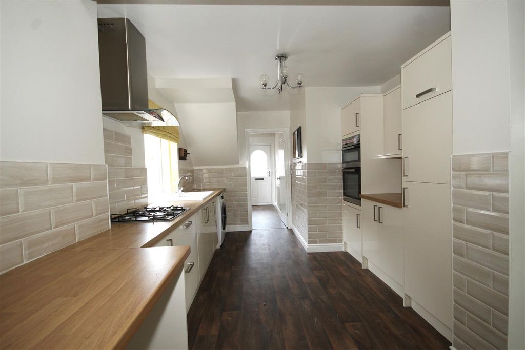 Property photo 3 of 13 Img_2884.Jpg