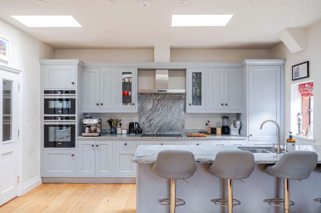 Property photo 2 of 23 Open Plan Living